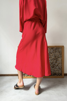Červená sukňa Berta